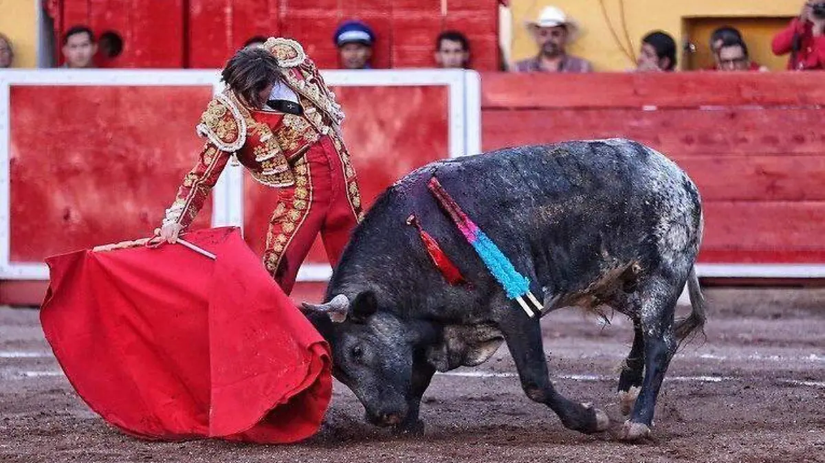 18 LAURO Buena tarde de Arturo Gilio en tierras hidrocálidas1